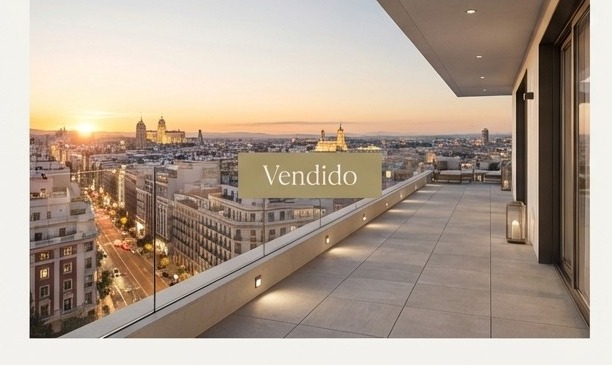 Terraza de ático vendido con vistas a Madrid