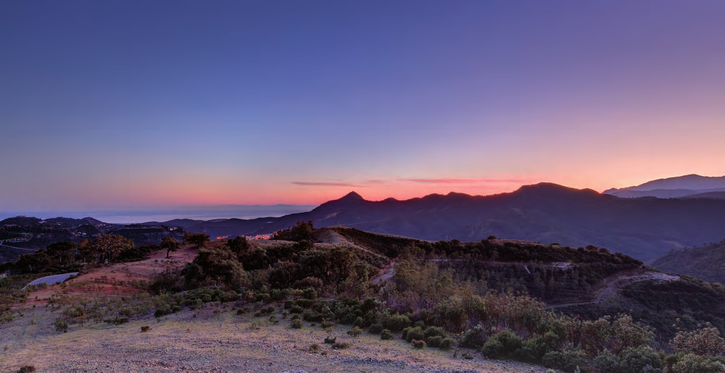 Atardecer sobre la parcela de La Zagaleta, Benahavís